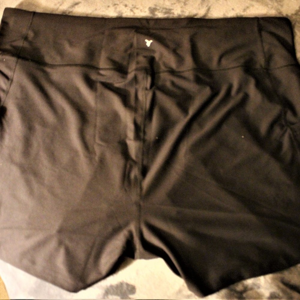 Old Navy Black Women’s Bike Shorts